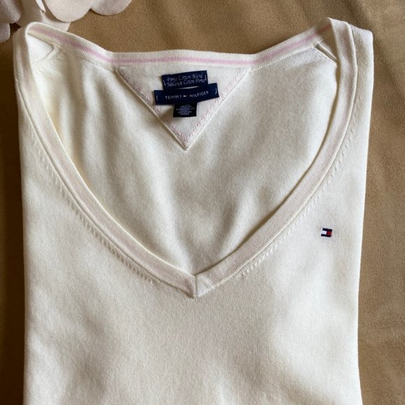 Tommy Hilfiger Sweaters - Tommy Hilfiger women V-neck sweater